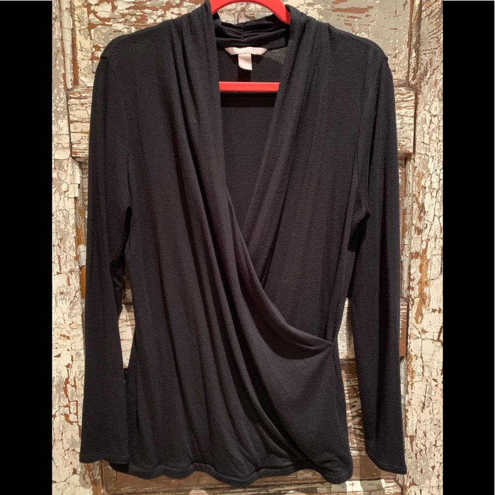Black modal wrap top